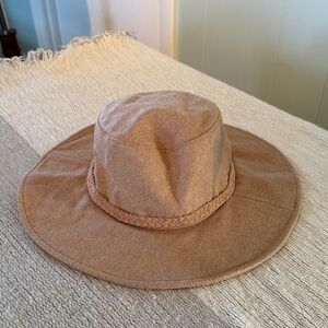 Chic Tan Braided Band Women's Hat